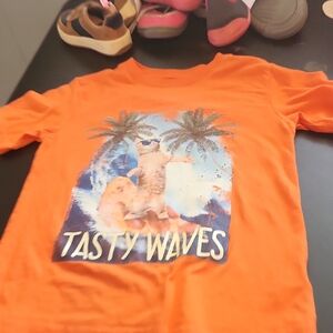 Orange T-Shirt with Tasty Waves Cat Graphic Kids 5T